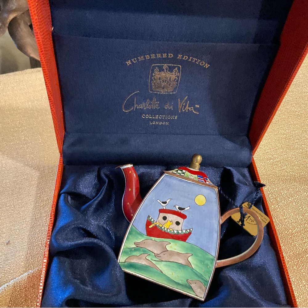 CHARLOTTE DI VITA NUMBERED EDITION # H846. BISCAY BAY  MINIATURE TEAPOT